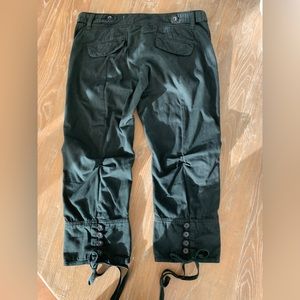 NWT Hei Hei black crop cargo pants size 8
